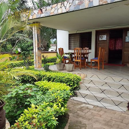 Chez Therese Bed & Breakfast Kpalime ภายนอก รูปภาพ